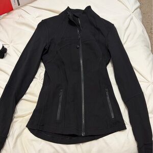 Lulu zip up like new size 4